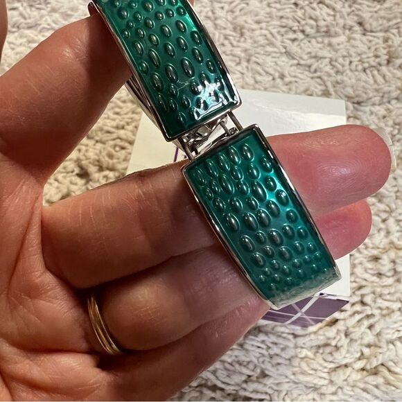 Lia Sophia Quench Stretch bangle Bracelet- silver and turquoise color NWT was$58 - Picture 6 of 9